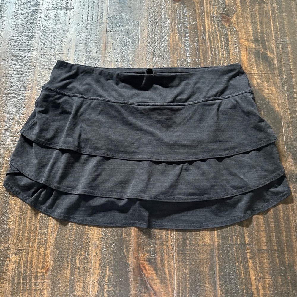 Athleta Black Swagger Tier Ruffle Tennis Skirt Size XL